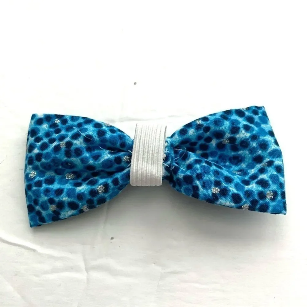 New Handmade 1 Dog Bow for Collar Blue & Silver Polka Dot 4 x 2 inches